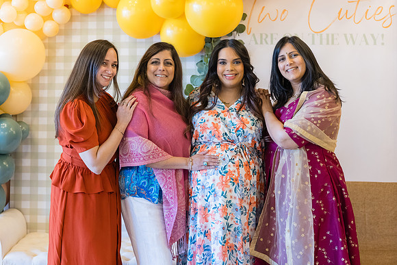 Two Sweet Ethridge Twins - Aria Event Space Cypress Ca-032