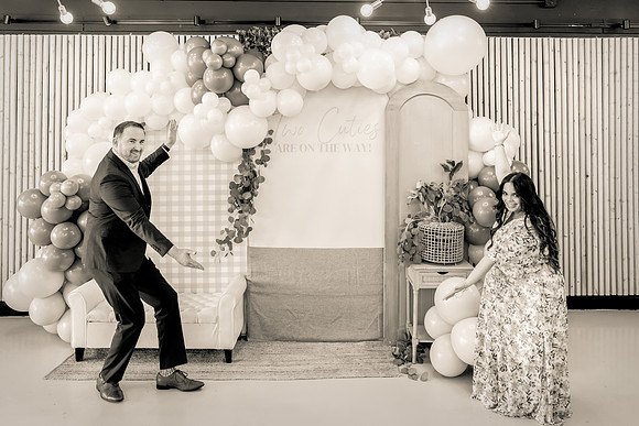 Two Sweet Ethridge Twins - Aria Event Space Cypress Ca-042