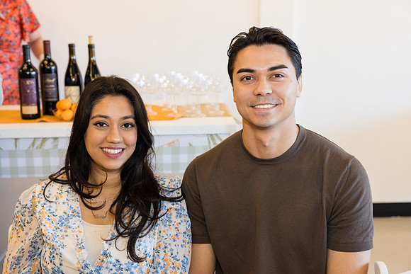 Two Sweet Ethridge Twins - Aria Event Space Cypress Ca-079