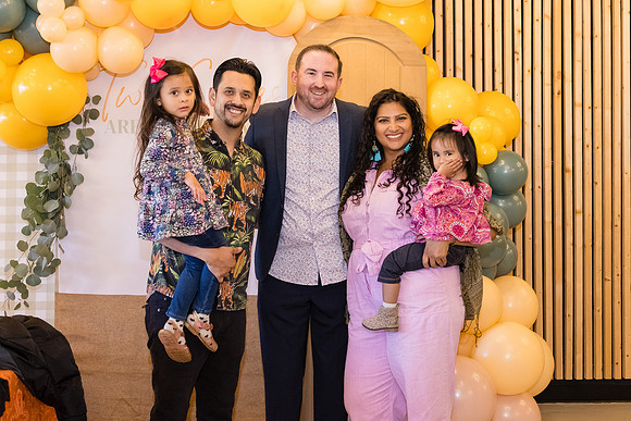 Two Sweet Ethridge Twins - Aria Event Space Cypress Ca-096