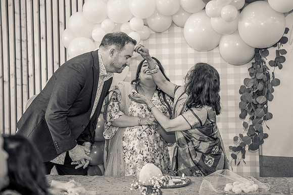Two Sweet Ethridge Twins - Aria Event Space Cypress Ca-108