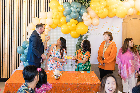 Two Sweet Ethridge Twins - Aria Event Space Cypress Ca-125