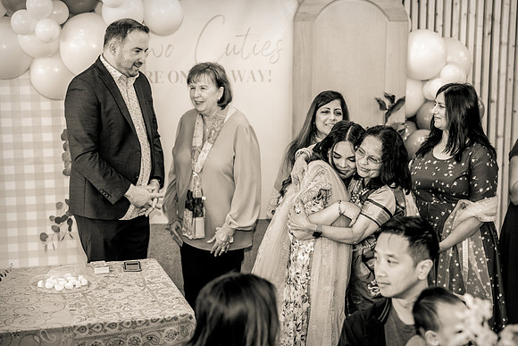 Two Sweet Ethridge Twins - Aria Event Space Cypress Ca-128
