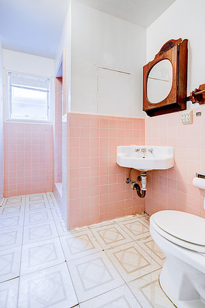 1359 W 15th St Interior-020