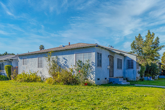 9021 Redding Ave -001