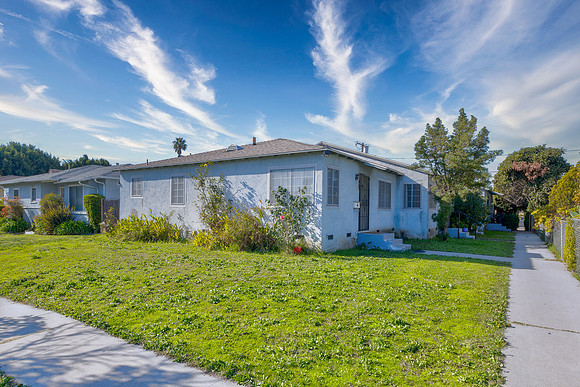 9021 Redding Ave Exterior-001