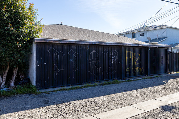 9021 Redding Ave -007