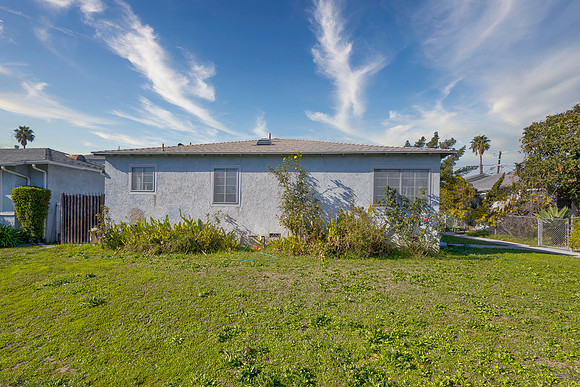 9021 Redding Ave Exterior-005