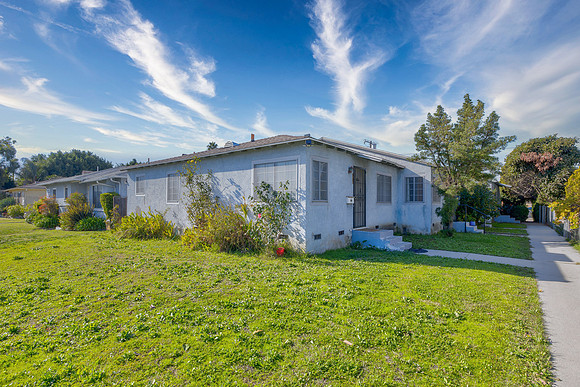 9021 Redding Ave Exterior-012