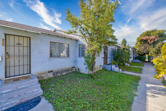 9021 Redding Ave Exterior-016