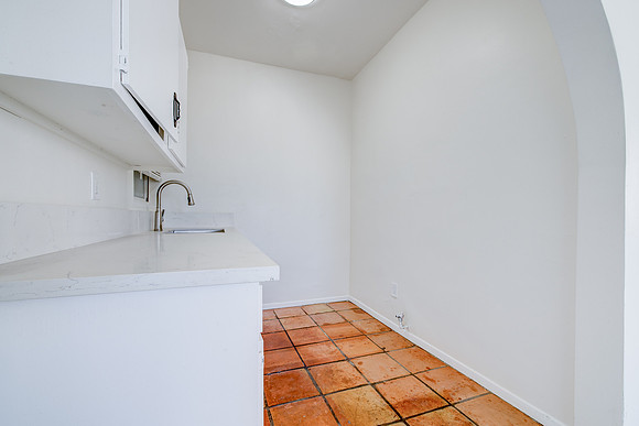 19 Wavecrest Ave-033