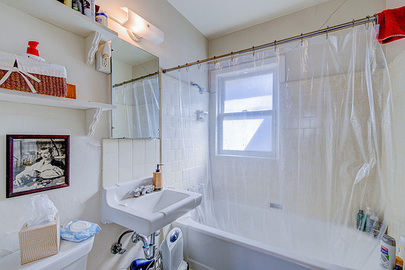 2200 23rd Street -040