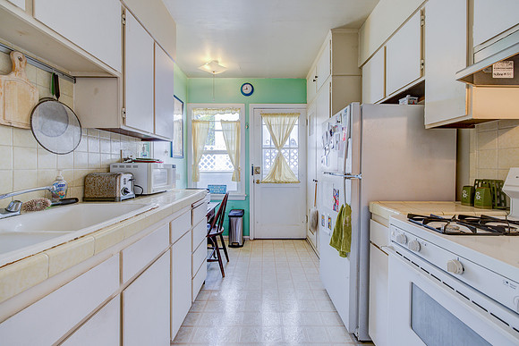 2200 23rd Street -046