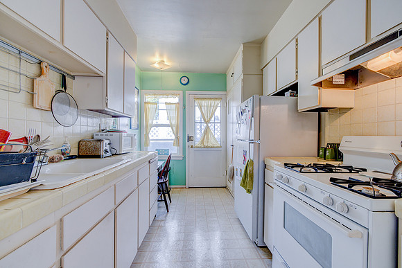 2200 23rd Street -052