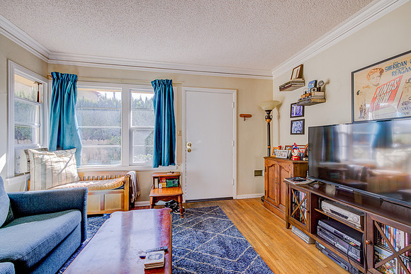 2200 23rd Street -055