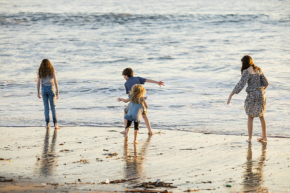 Holiday Photographer Seal Beach-110