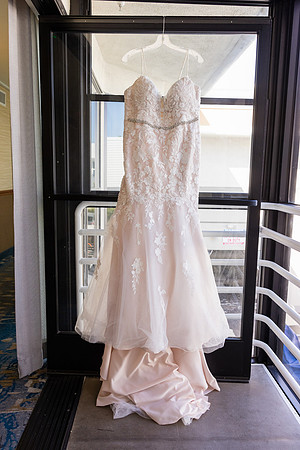 Sunset Wedding Icon Yacht - City Experiences By Hornblower-006