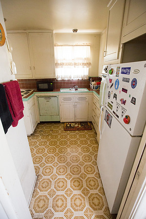 2569 Spruce St-23
