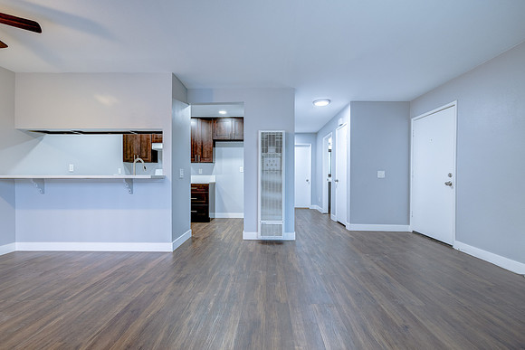 1048 Marine Interior-002