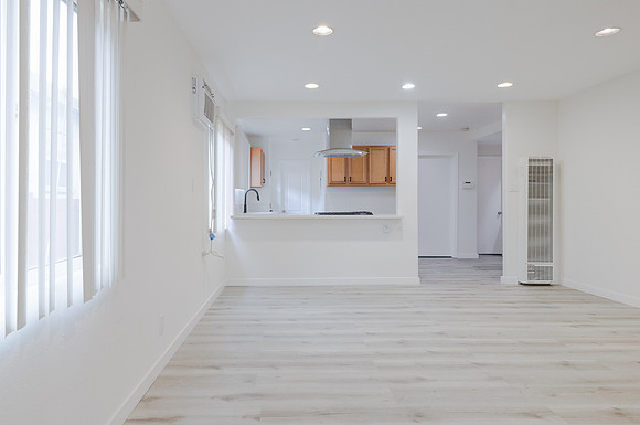 2747 S Mansfield Ave Interior-001