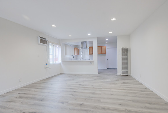 2747 S Mansfield Ave Interior-006