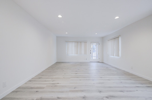 2747 S Mansfield Ave Interior-008