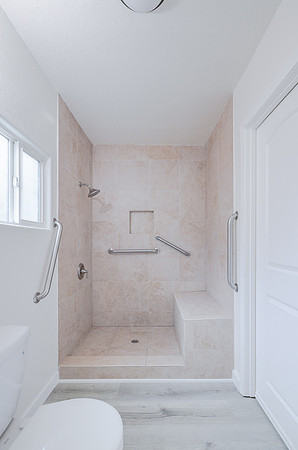 2747 S Mansfield Ave Interior-025