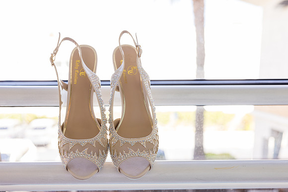 Sunset Wedding Icon Yacht - City Experiences By Hornblower-034