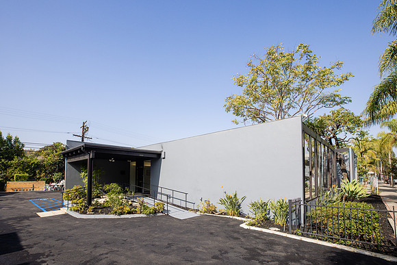 Commercial Real Esate Photographers Long Beach Exterior-1740