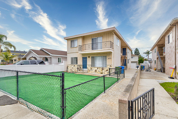 1079 W 25th St San Pedro Exterior-001