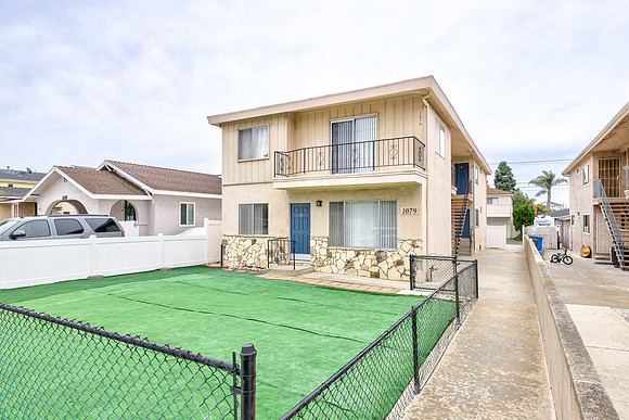 1079 W 25th St San Pedro Exterior-008