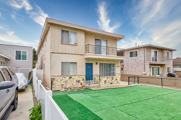 1079 W 25th St San Pedro Exterior-012