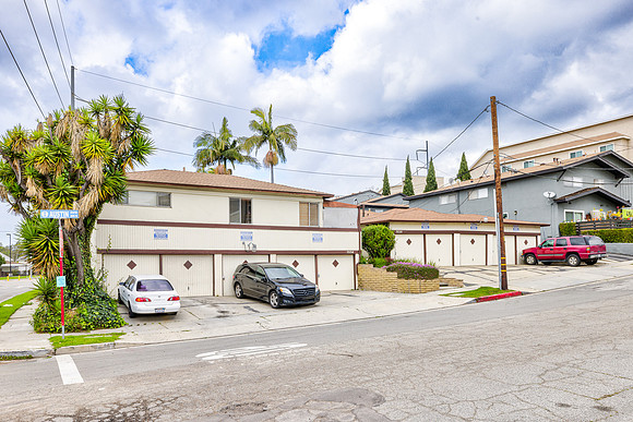 7234 S La Cienega Blvd- Exterior-004