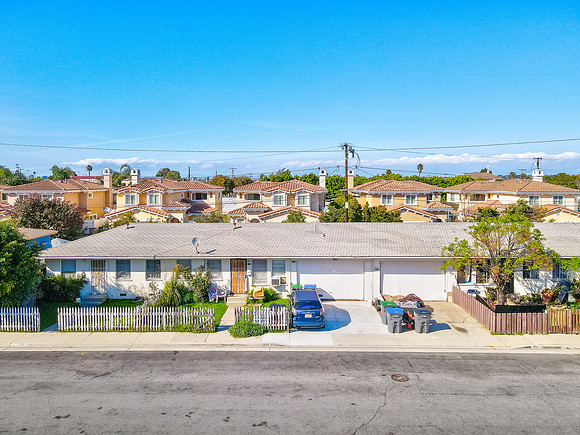 229 E 219th Street Exterior Drone-023