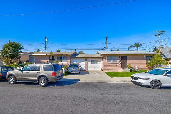 229 E 219th Street Exterior-009