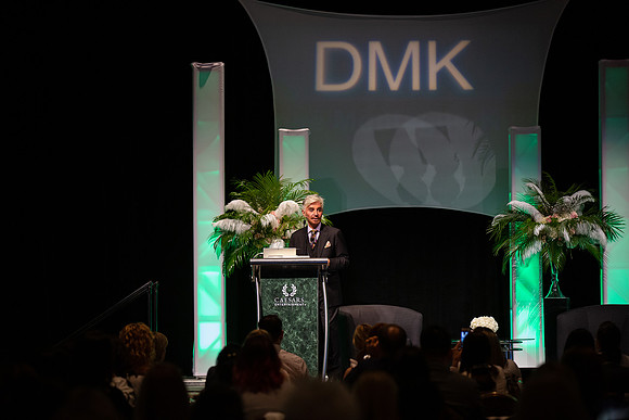 DMK World Of Confidence-597