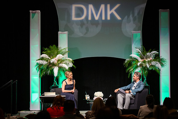 DMK World Of Confidence-714
