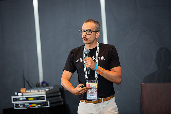 DMK World Of Confidence-365