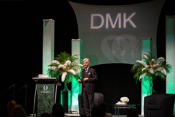DMK World Of Confidence-607