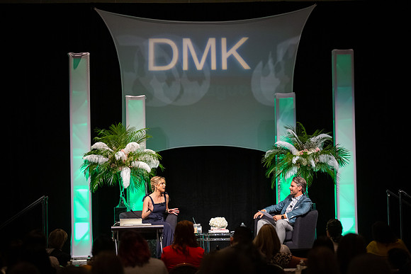 DMK World Of Confidence-730