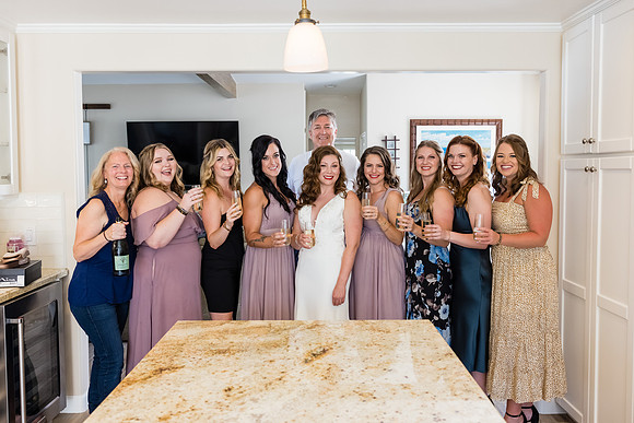 Icon Yacht Wedding Photos City Experiences Hornblower-116