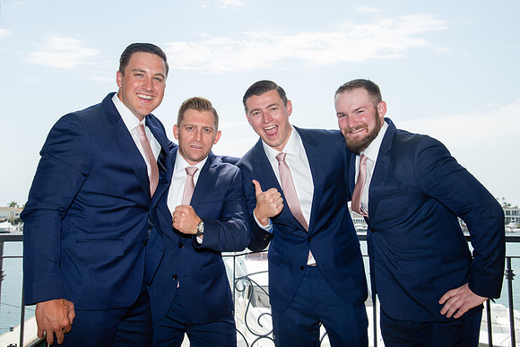 Icon Yacht Wedding Photos City Experiences Hornblower-137