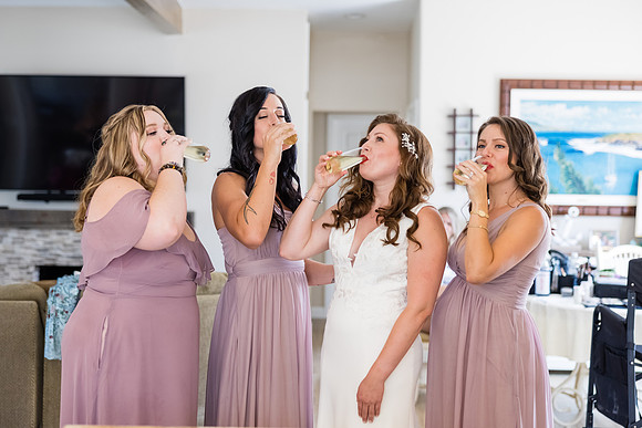 Icon Yacht Wedding Photos City Experiences Hornblower-114