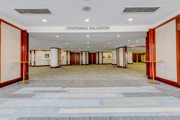 Centennial Lobby-007