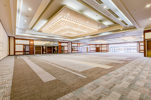 Centennial Ballroom A and B-004