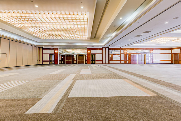 Centennial Ballroom A and B-005