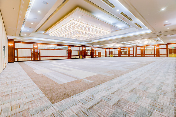 Centennial Ballroom A and B-023