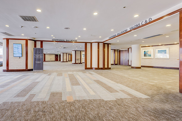 Centennial Lobby-011