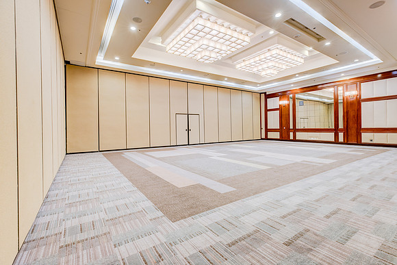 Centennial Ballroom C-001