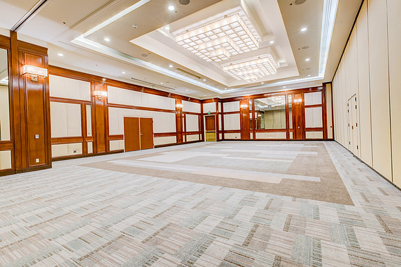 Centennial Ballroom D-004